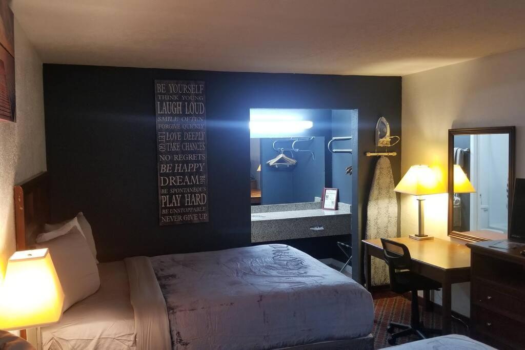 Hotel 2 Queen Beds Hotel Room 128 Booking Stillwater Luaran gambar